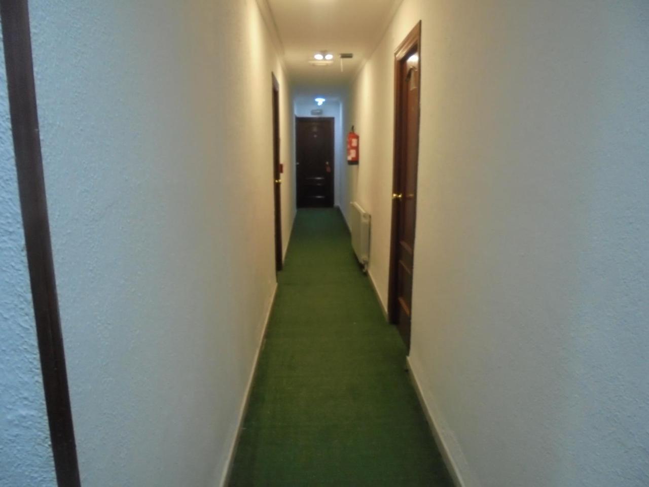 Hotel Zurich Nature Велес-Рубио Экстерьер фото